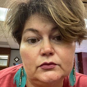 Meet your Posher, Monica